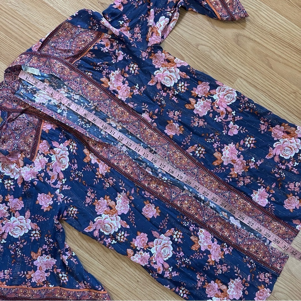 Matilda Jane m/l open front quarter length sleeves floral cardigan gold thread - Picture 6 of 7